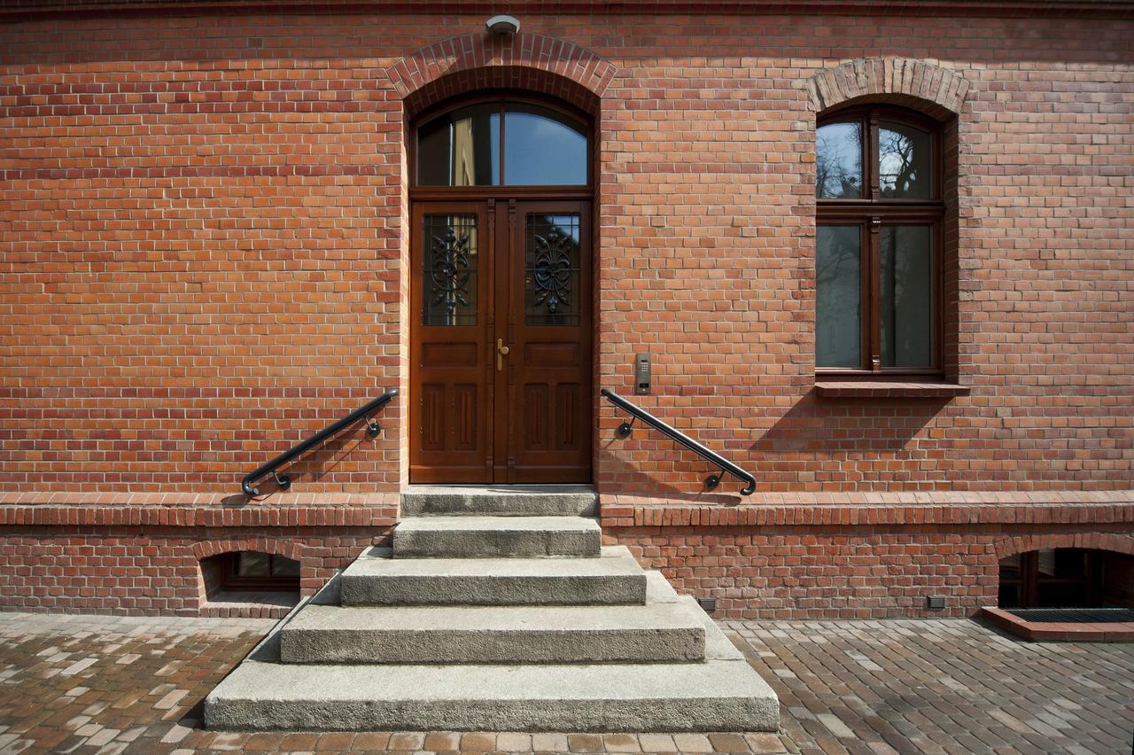 Przestronny Apartament Very Berry W Poznaniu Z Dwiema Sypialniami By Noclegi Renters Eksteriør billede
